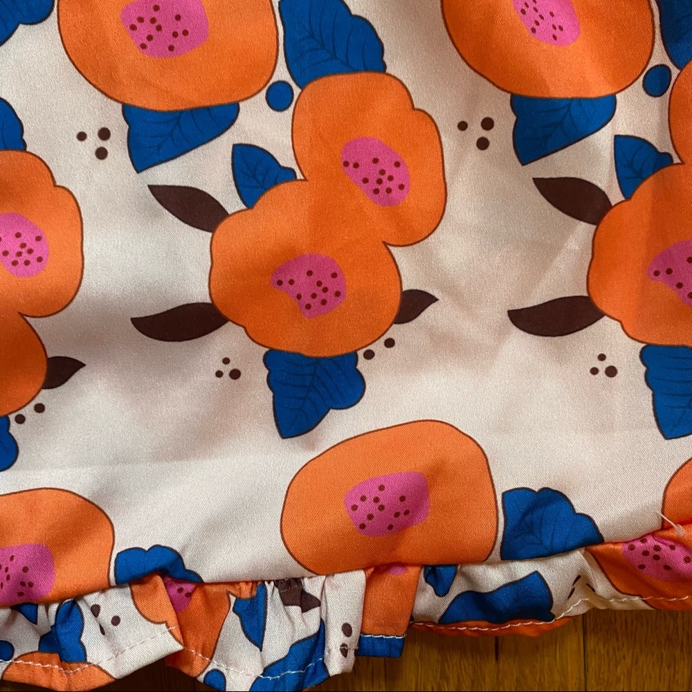 Small Peach Print Blouse - Picture 6 of 6
